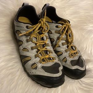 Merrell Waterpro Manistee Hiking Shoes